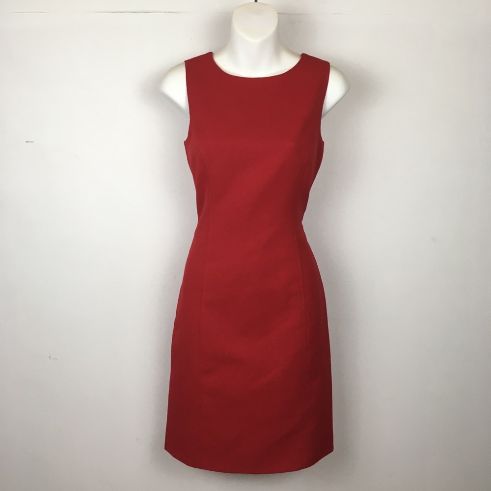 Gorgeous high-quality bright red dress